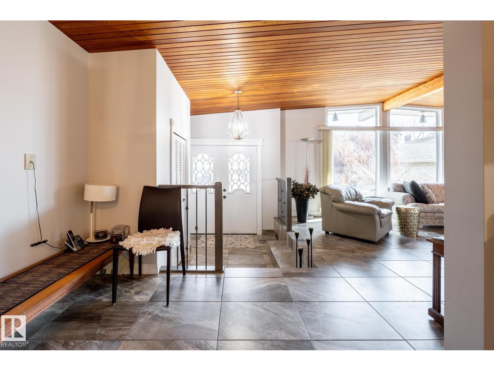 16536 103 ST NW