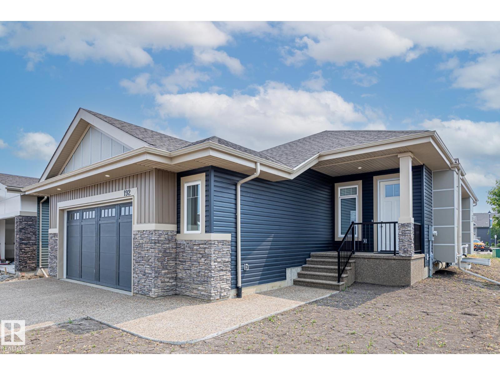 #192 50 Heatherglen DR