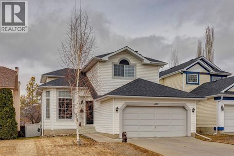235 Sierra Morena Close SW Calgary AB T3H3G3