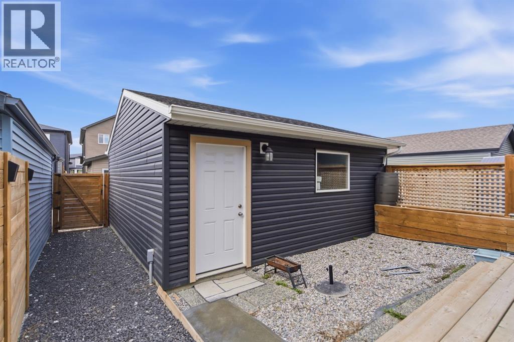 25 Legacy Glen Link SE