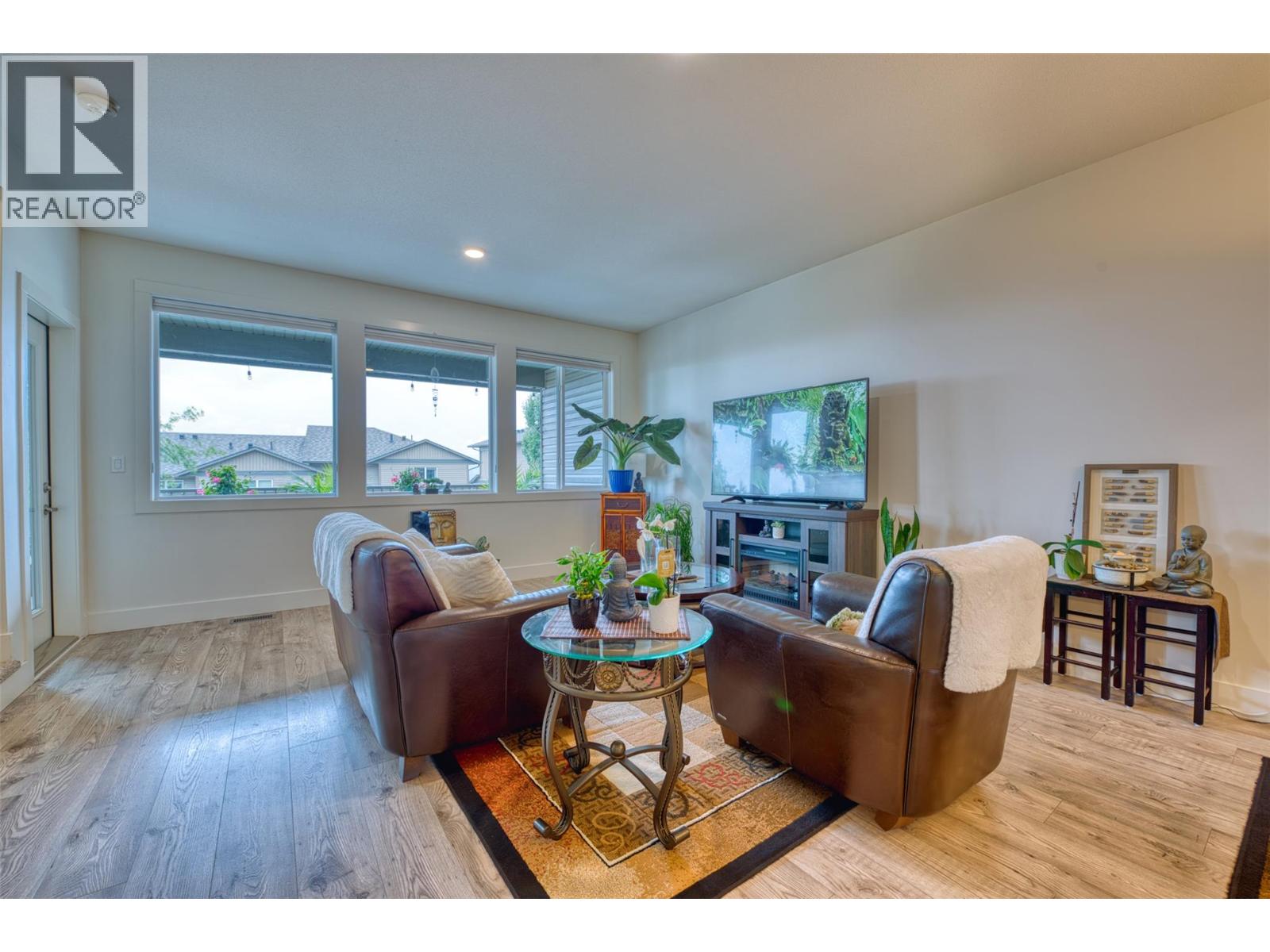 933 Mt Robson Place Unit# 25