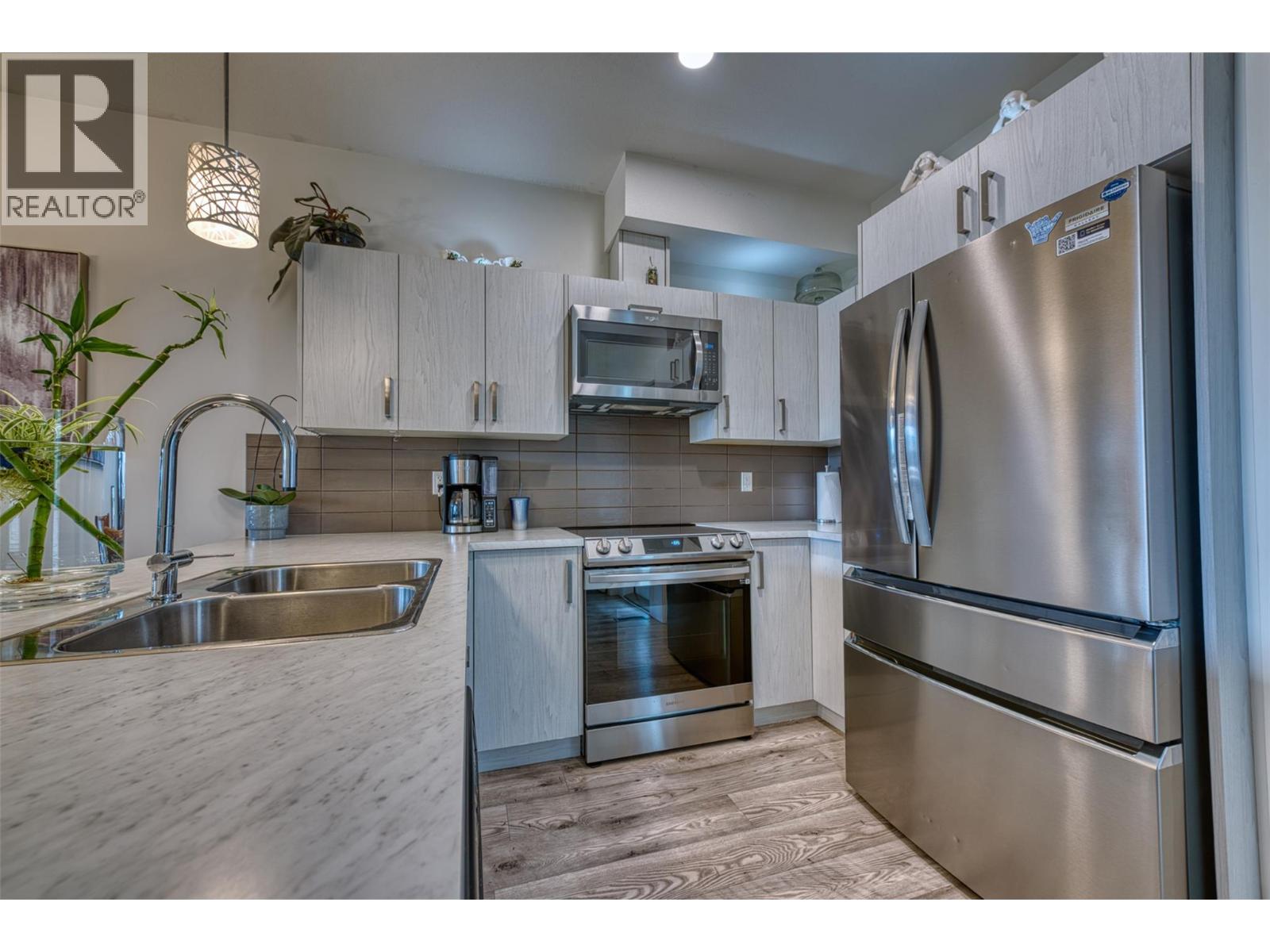 933 Mt Robson Place Unit# 25