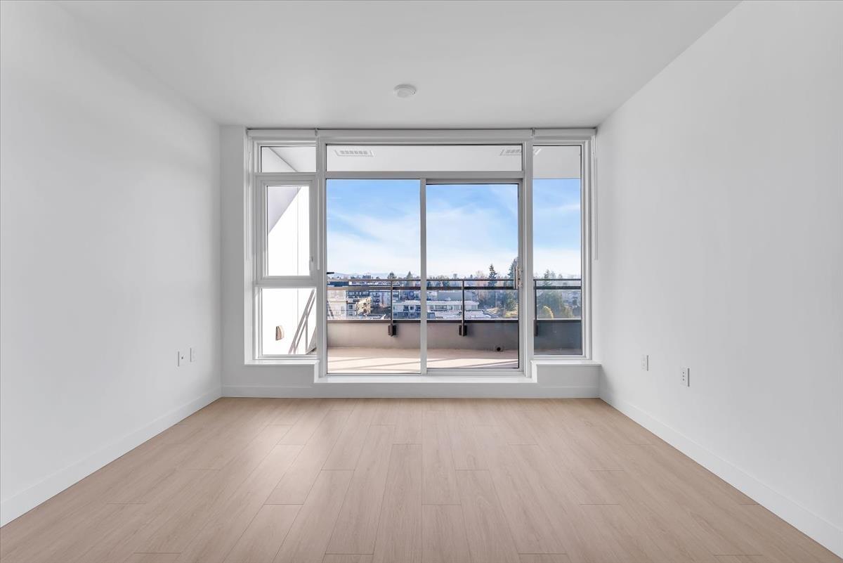 1212 13675 107A AVENUE