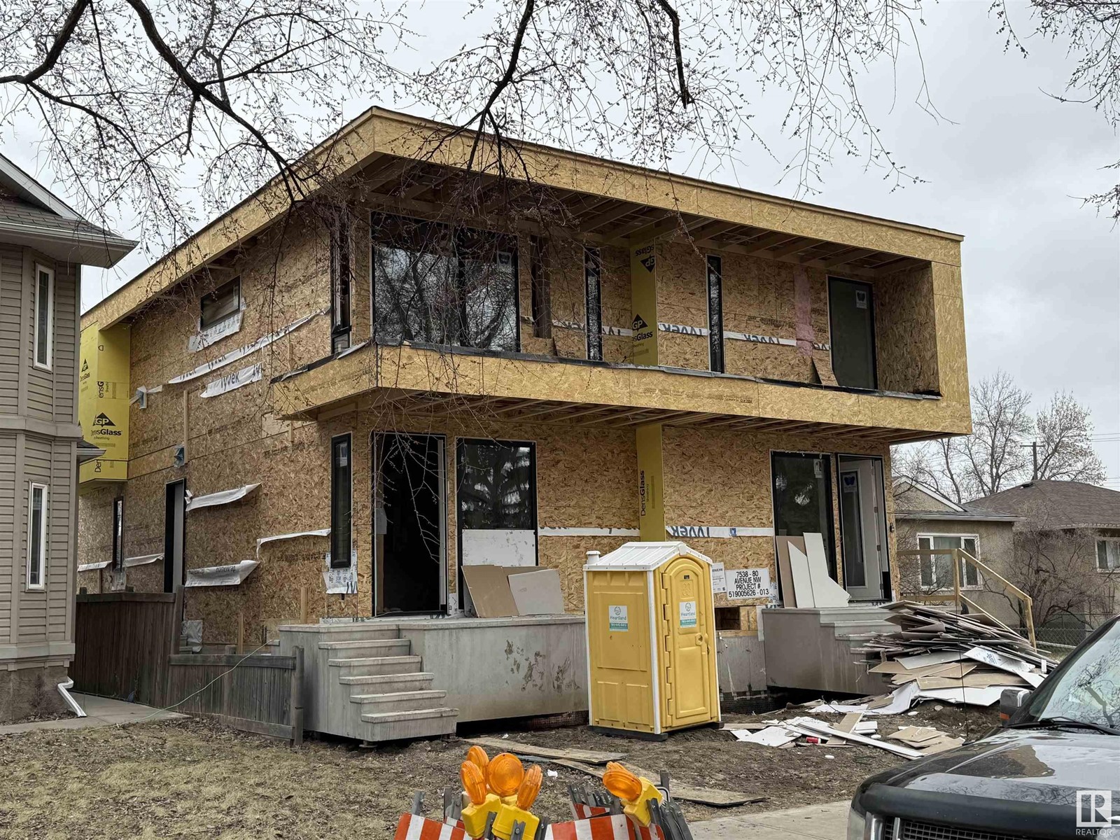 7540 80 AV NW