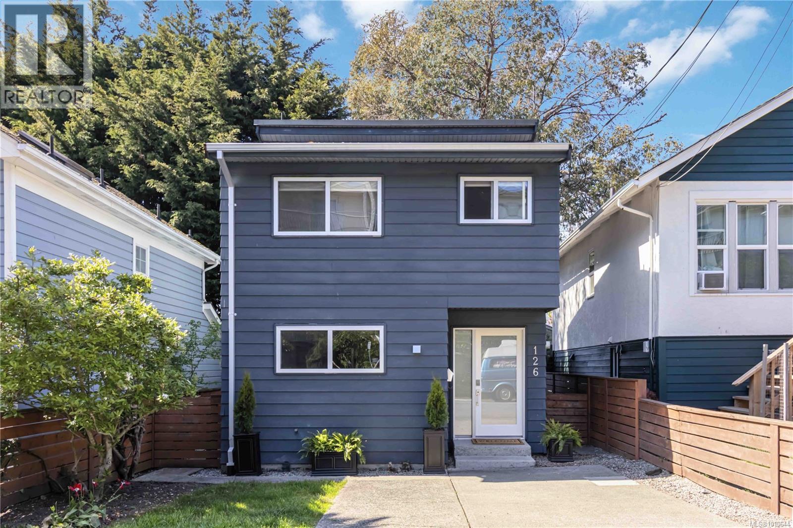 126 Rendall St