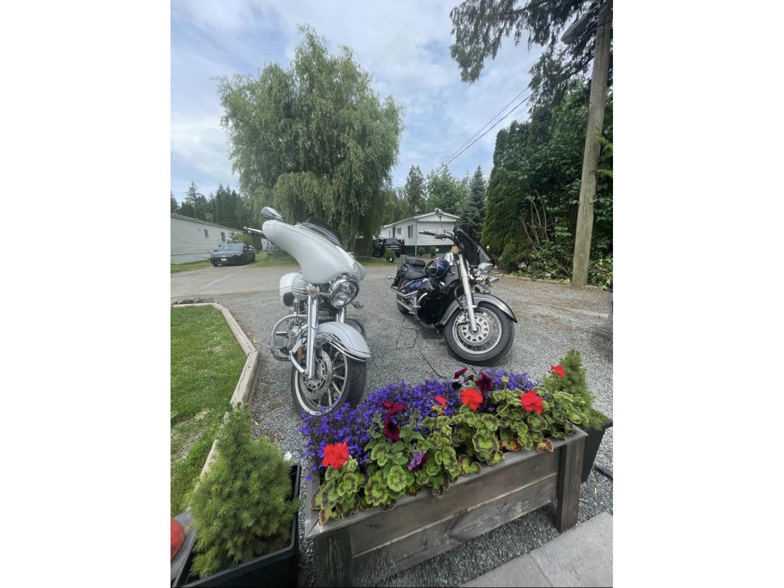 18 3942 COLUMBIA VALLEY ROAD|Cultus Lake East