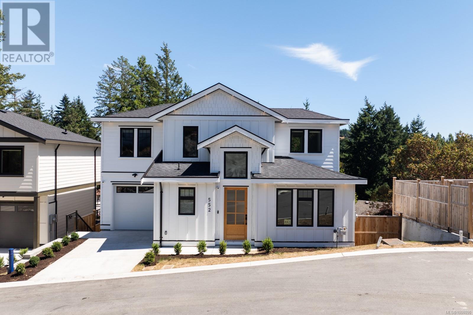 552 Belford Pl