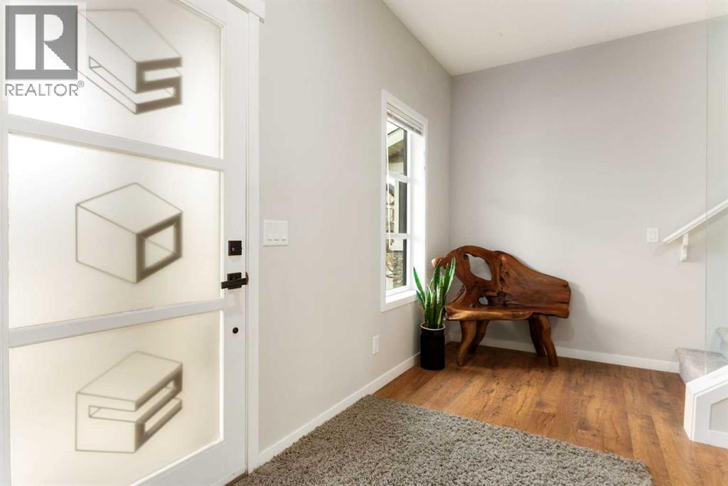 205 Copperpond Parade SE