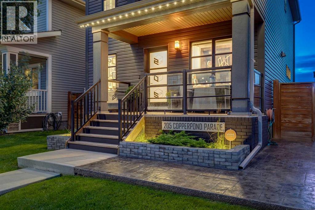 205 Copperpond Parade SE