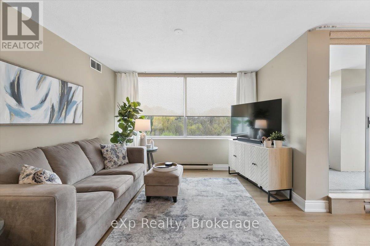 403 - 39 STAVEBANK ROAD N