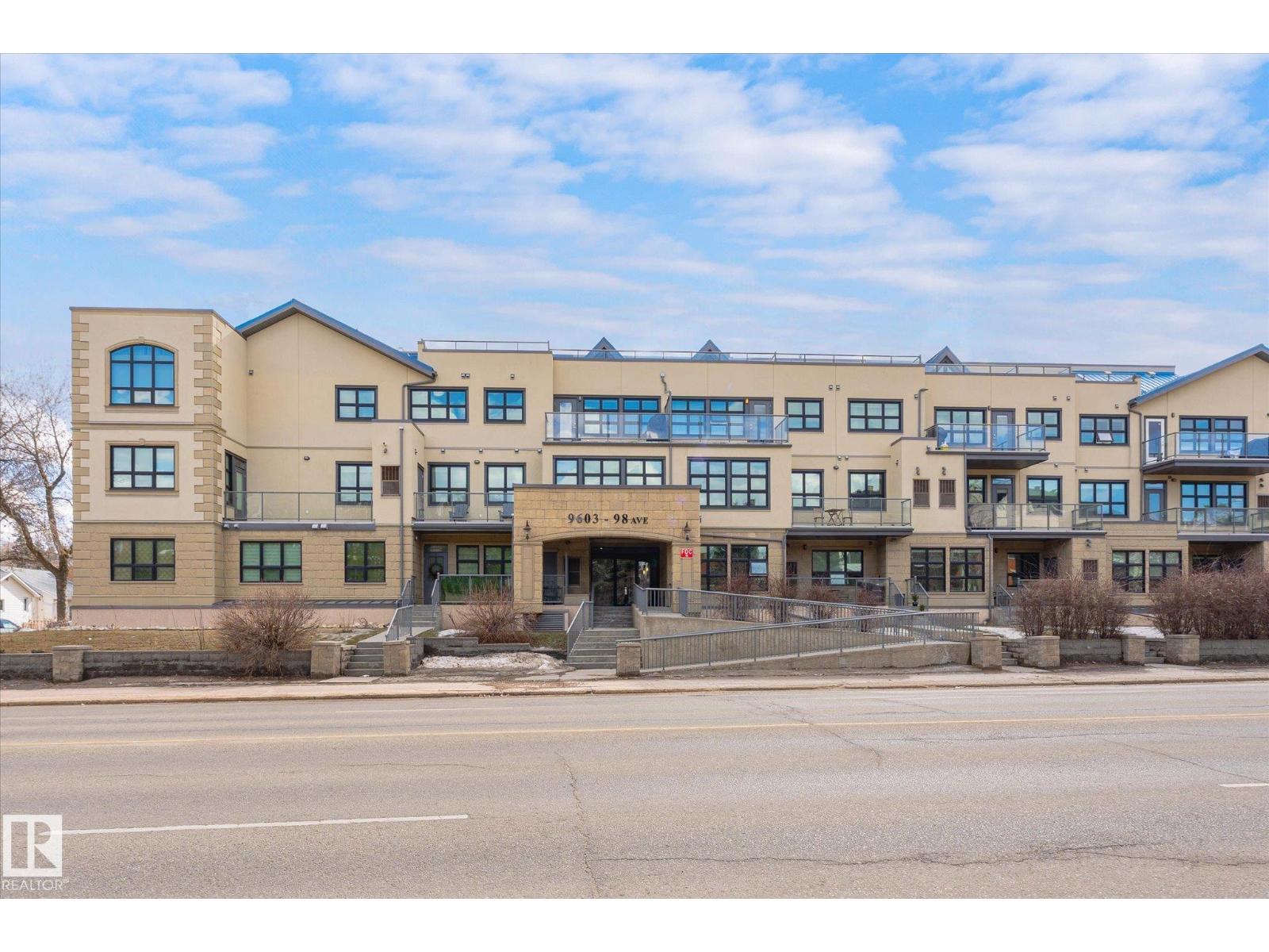 #111 9603 98 AV NW