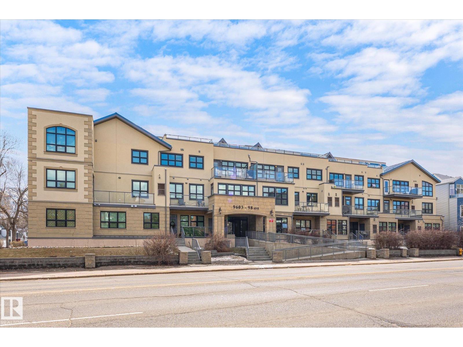 #111 9603 98 AV NW