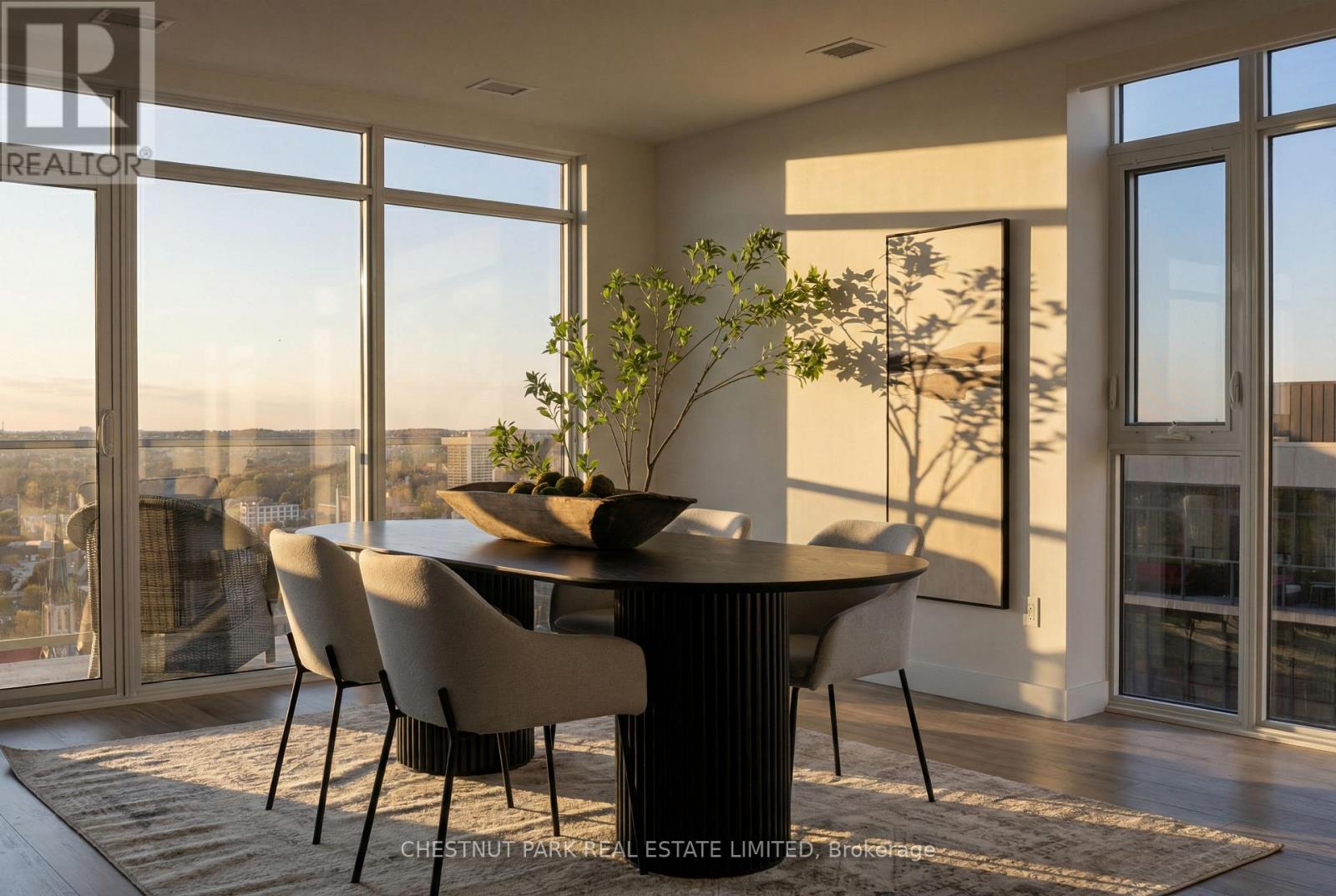 2001 - 15 GLEBE STREET