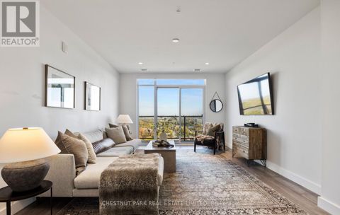 2001 - 15 GLEBE STREET Cambridge ON N1S0C3