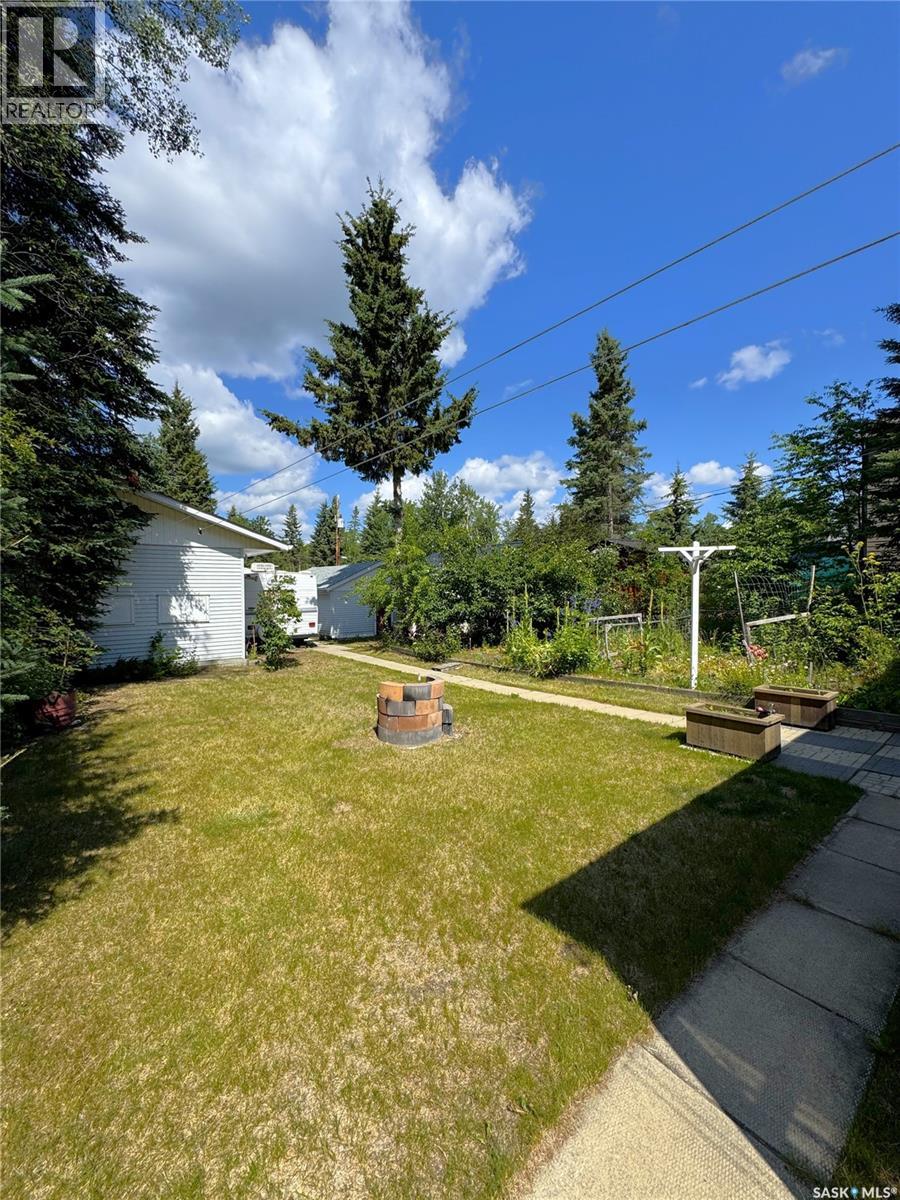 308 Francis AVENUE