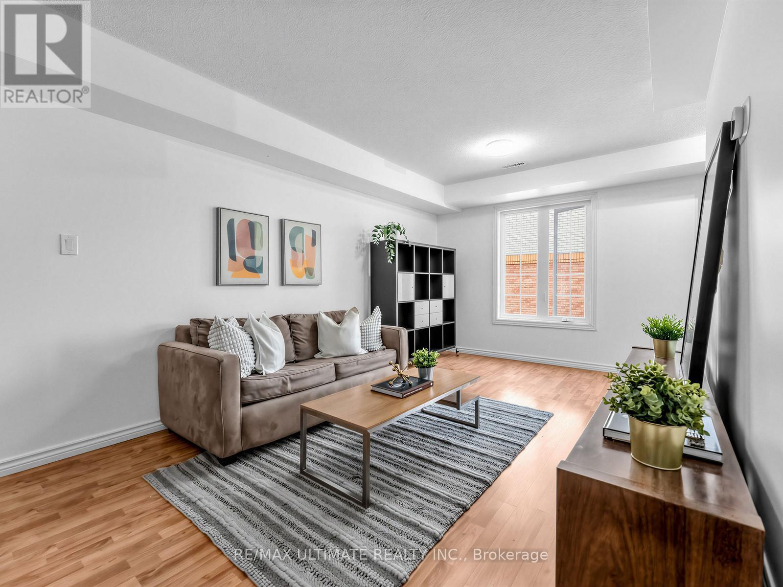 54 - 6950 TENTH LINE W