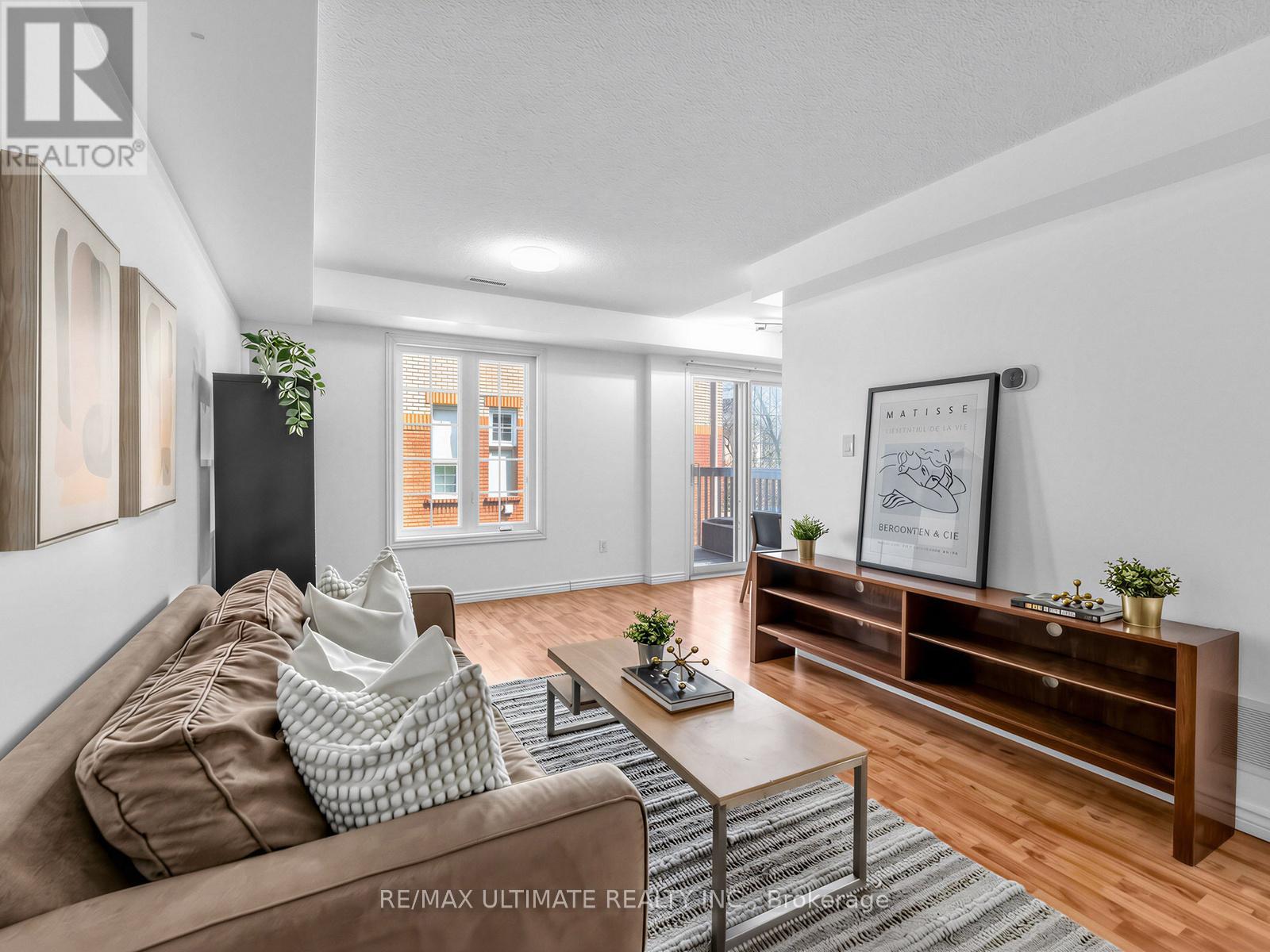 54 - 6950 TENTH LINE W