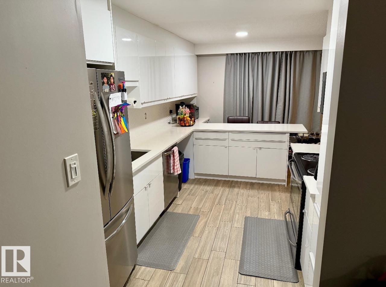 #108 7805 159 ST NW
