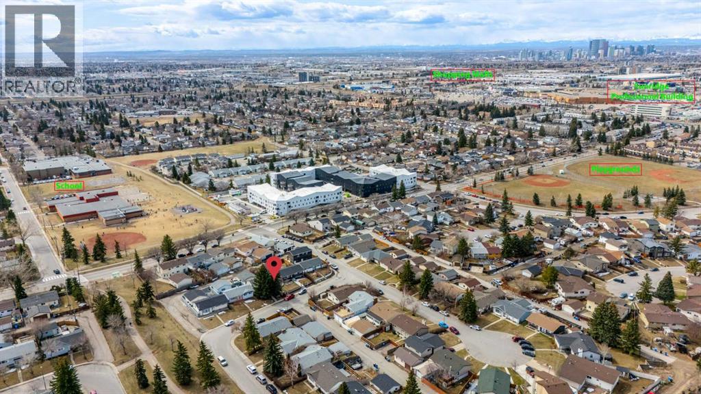 16 Rundleson Way NE