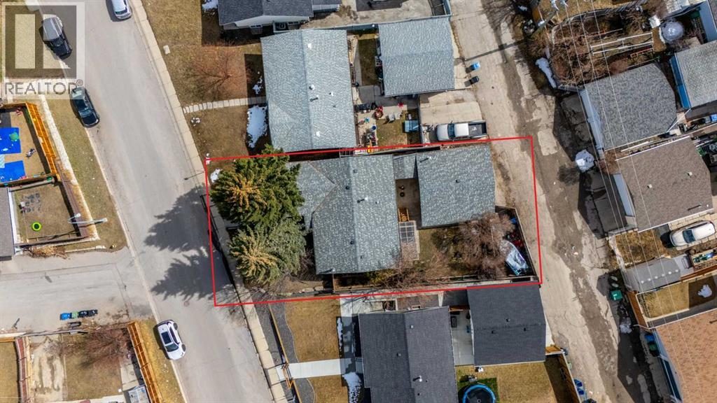 16 Rundleson Way NE