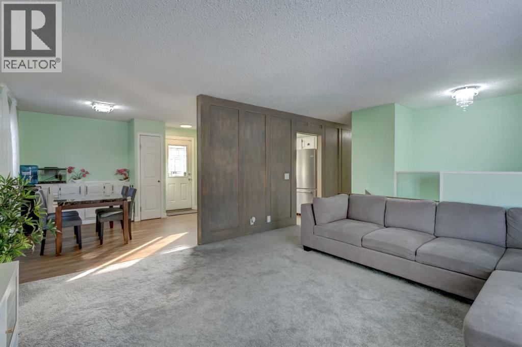 1059 Pinecliff Drive NE