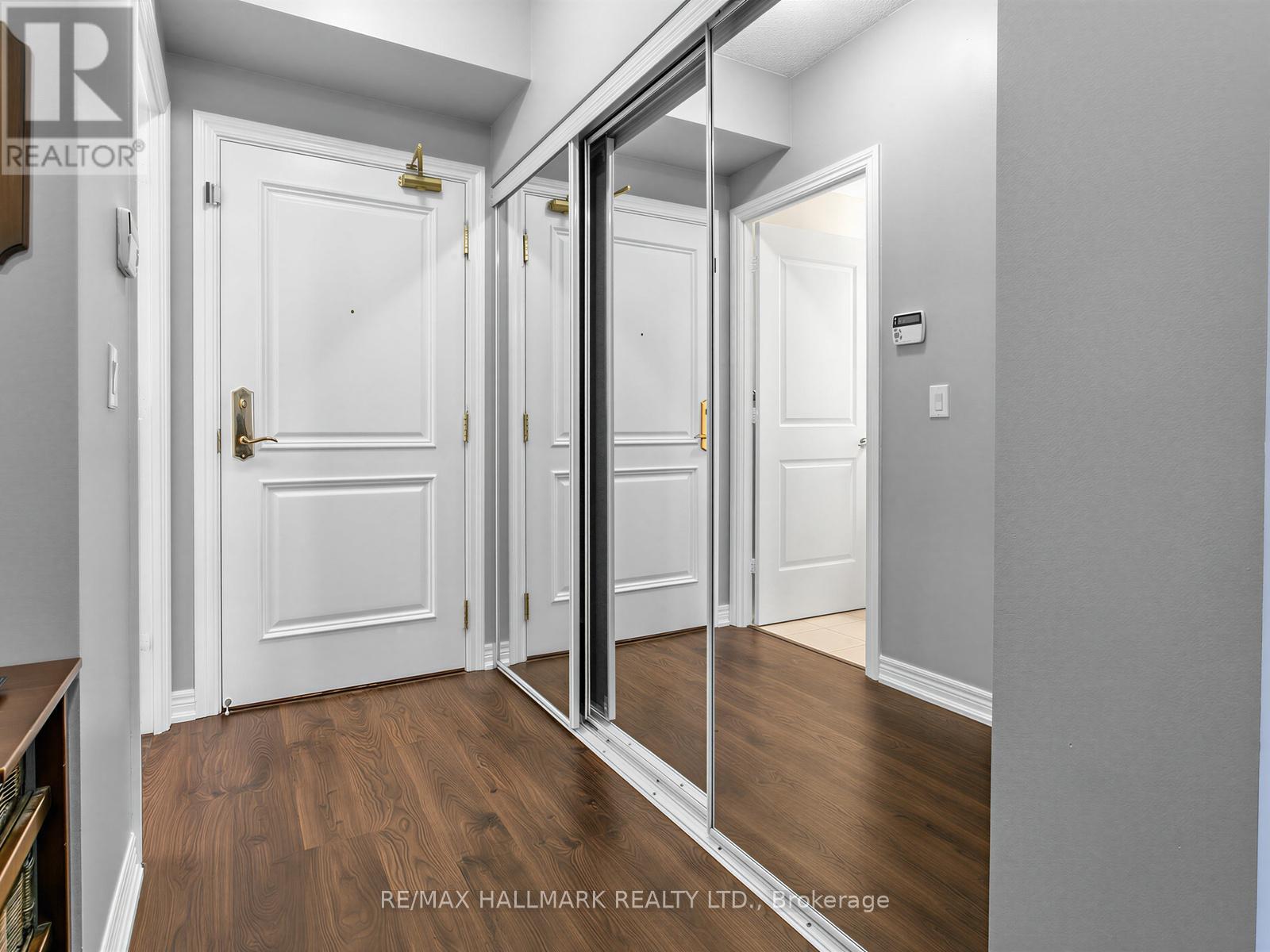 303 - 9245 JANE STREET