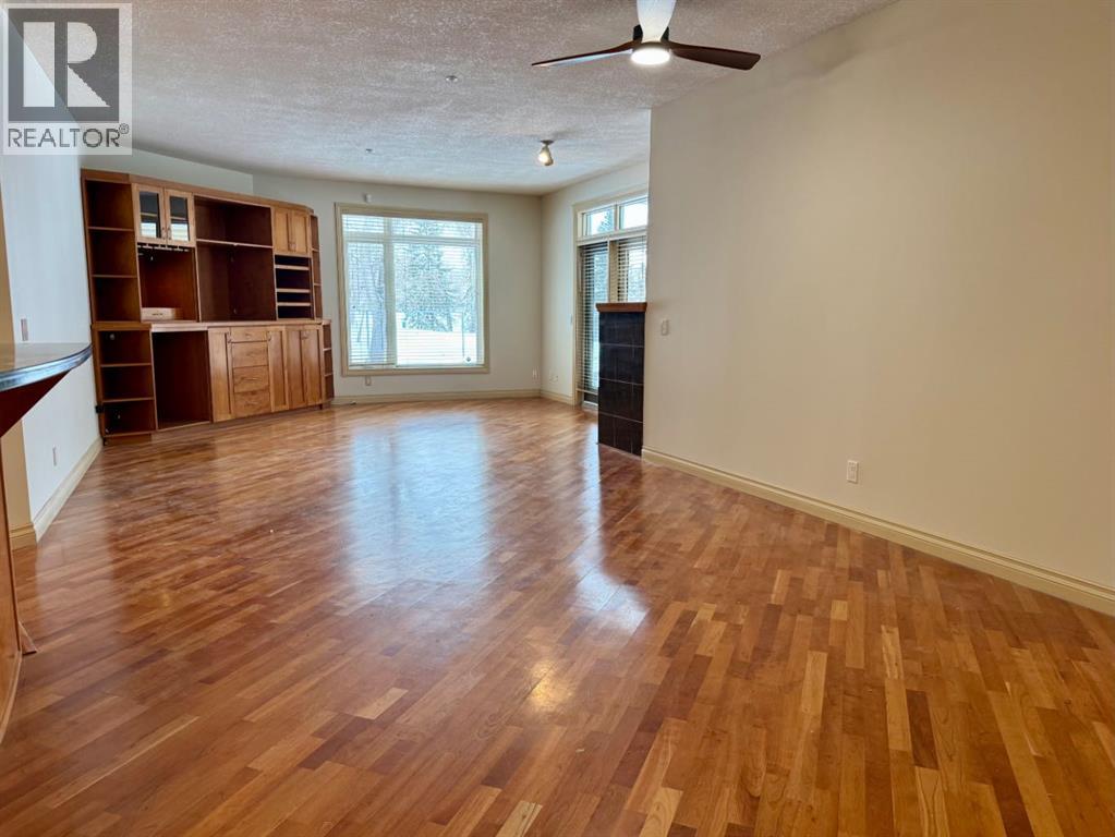 1108, 24 Hemlock Crescent SW