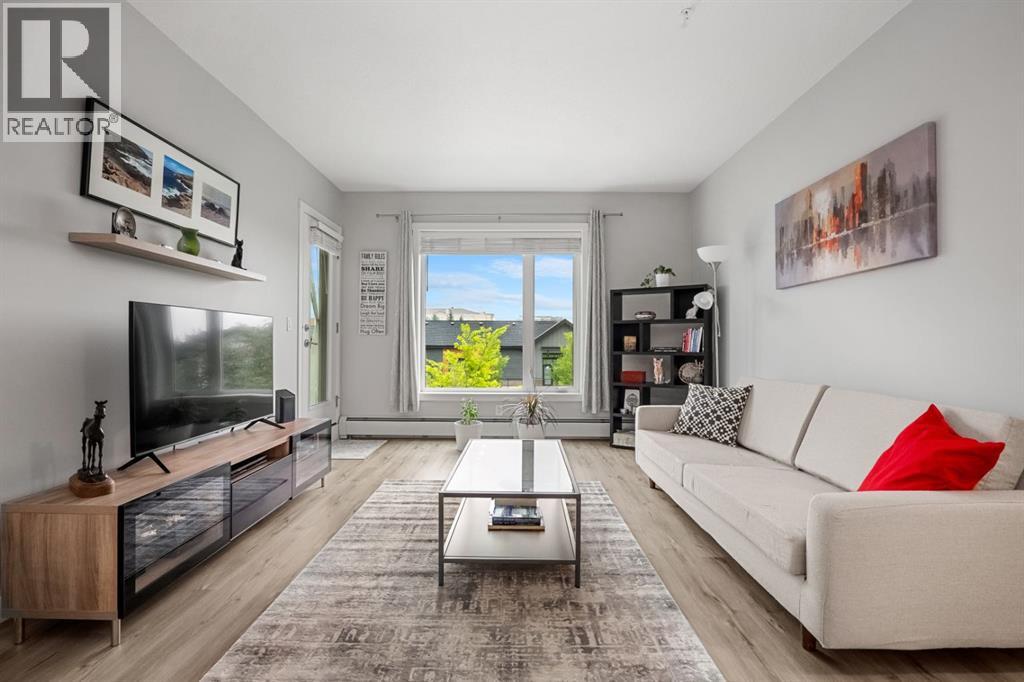 205, 150 Shawnee Square SW