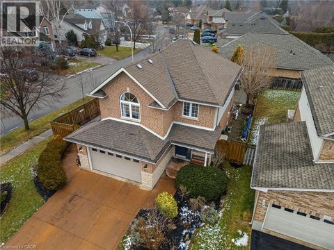 83 UDELL Way Grimsby ON L3M5K9