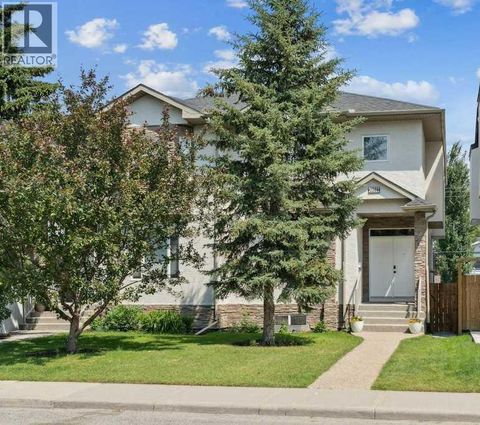 2208 33 Street SW Calgary AB T3E2T1