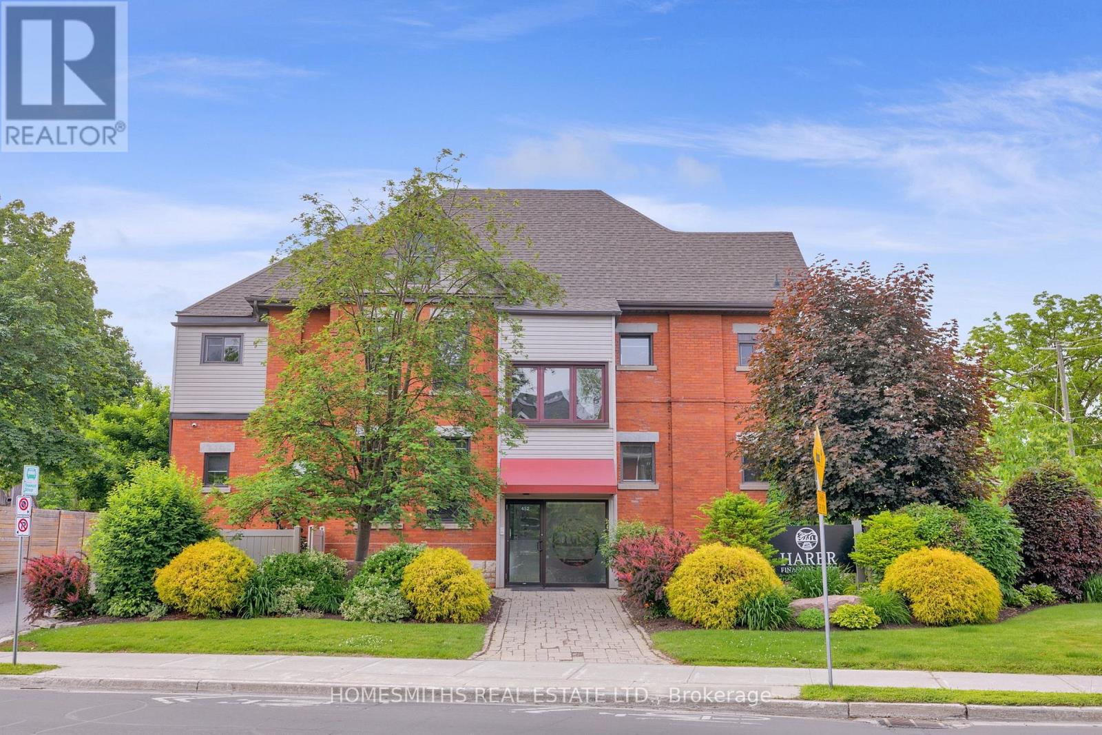 452 CHARLOTTE STREET