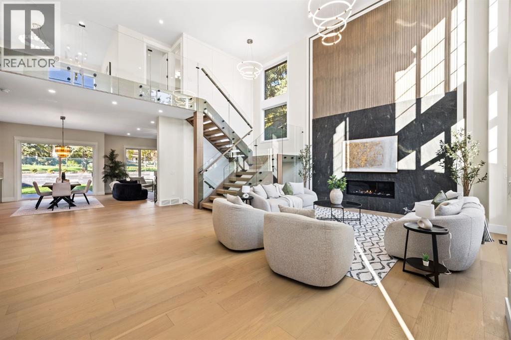 620 Varsity Estates Crescent NW