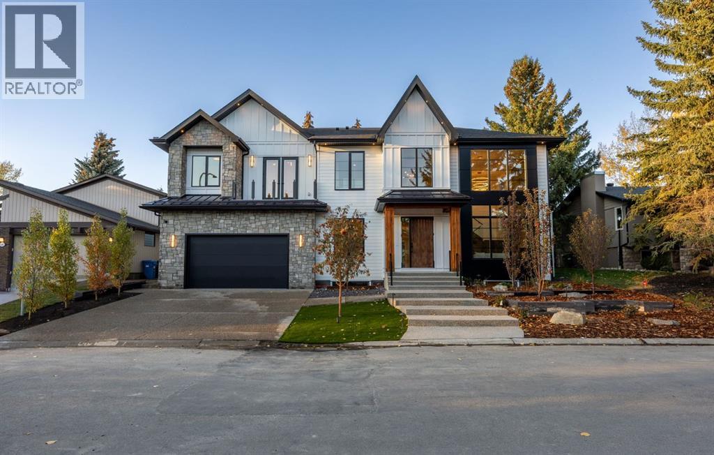 620 Varsity Estates Crescent NW