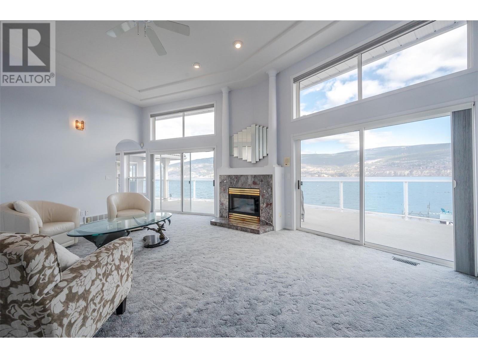 914 Powell Beach Road