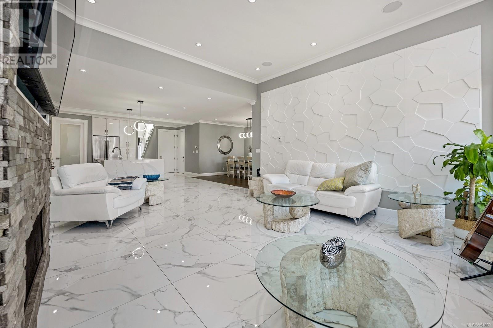 48 Hampton Rd