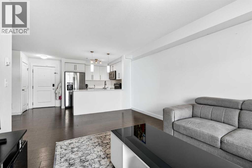 2303, 302 Skyview Ranch Drive NE