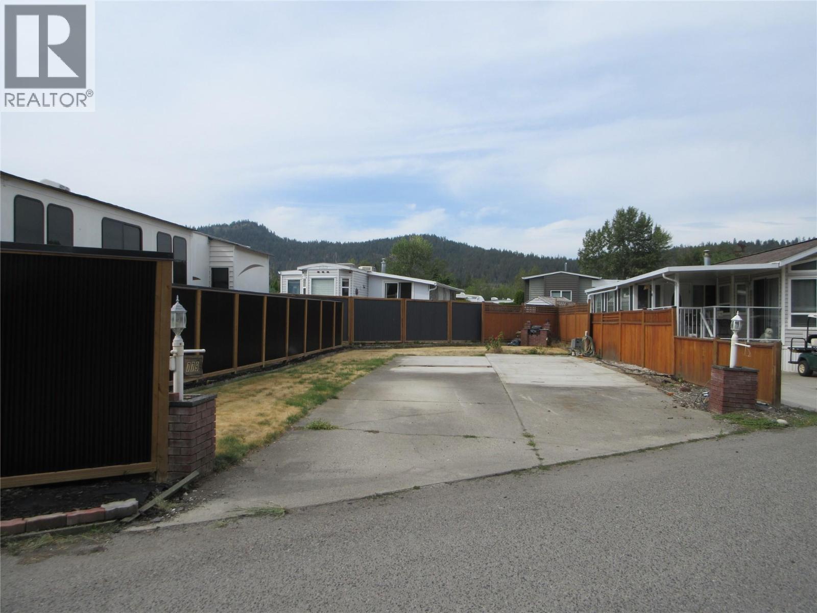 415 Commonwealth Road Unit# 779