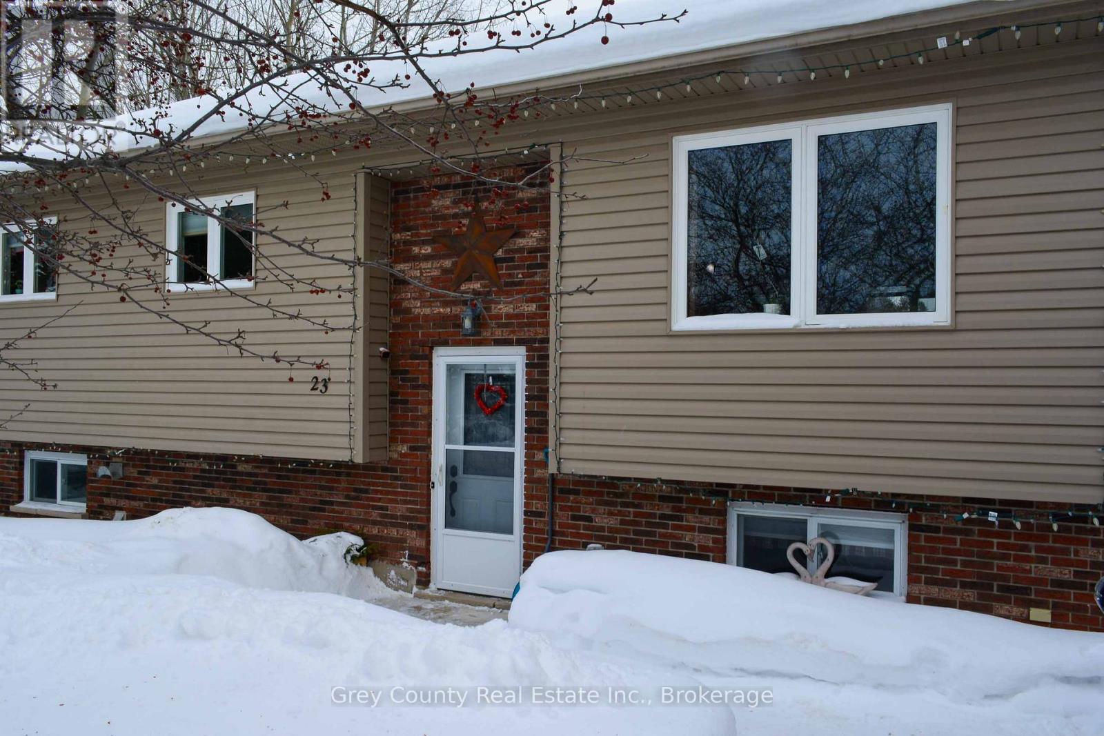 23 BRACKENBURY STREET