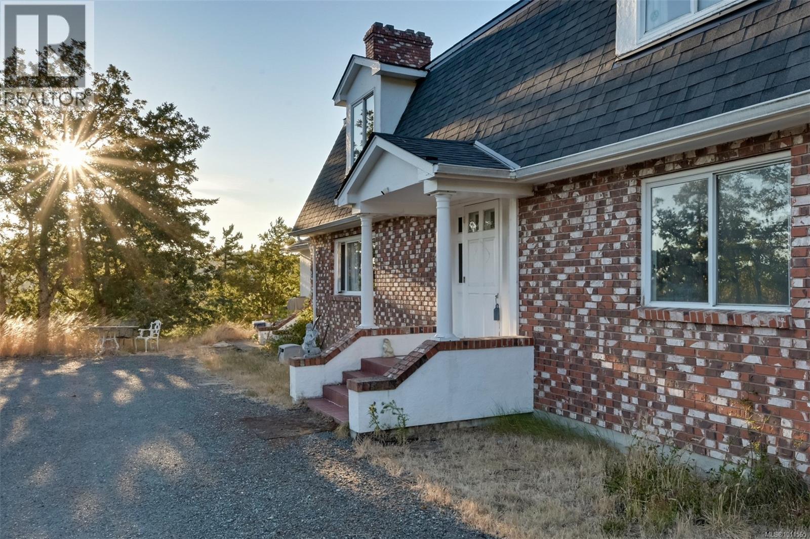 4589 Blenkinsop Rd
