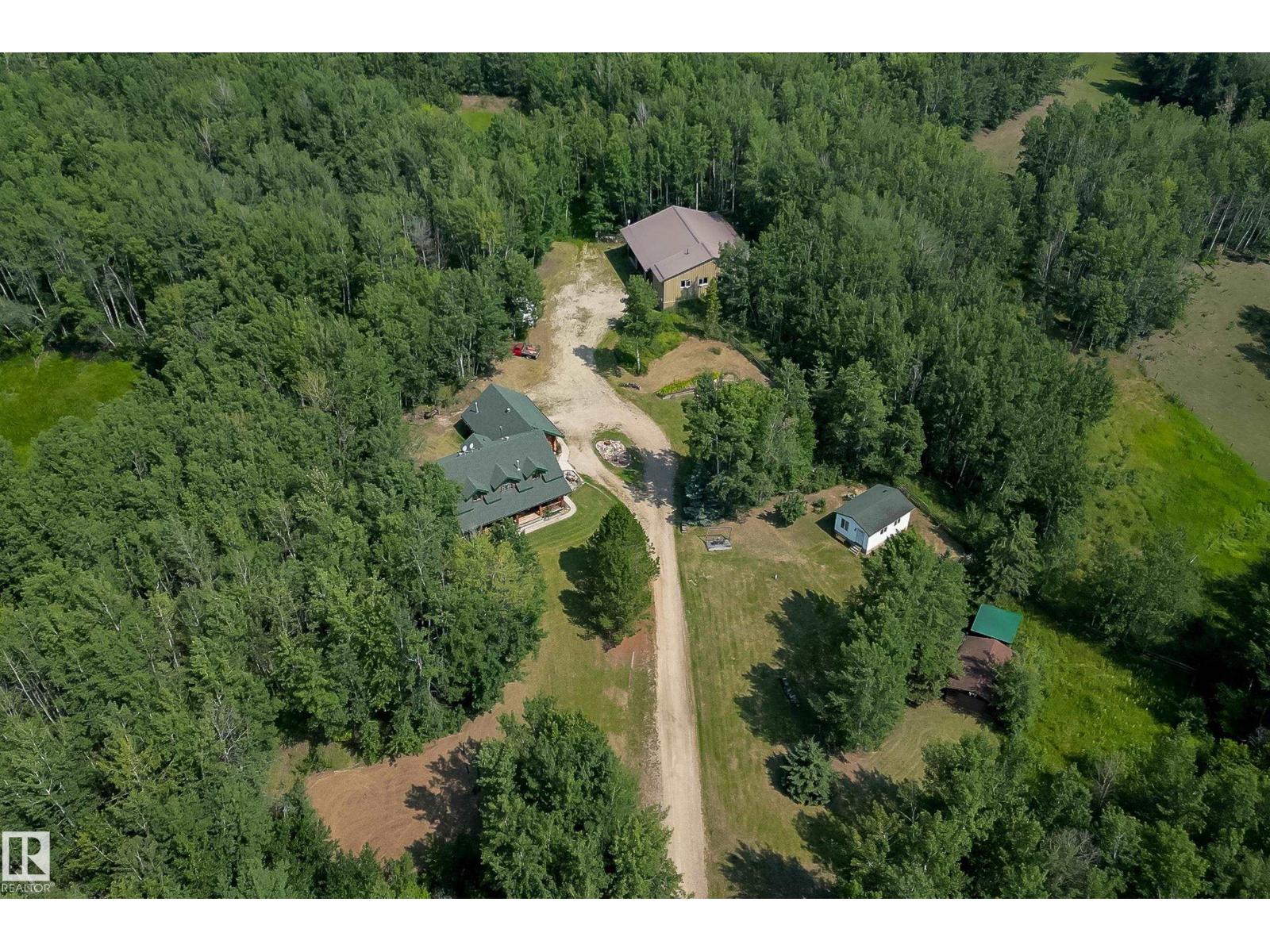 1524 PARKLAND DR