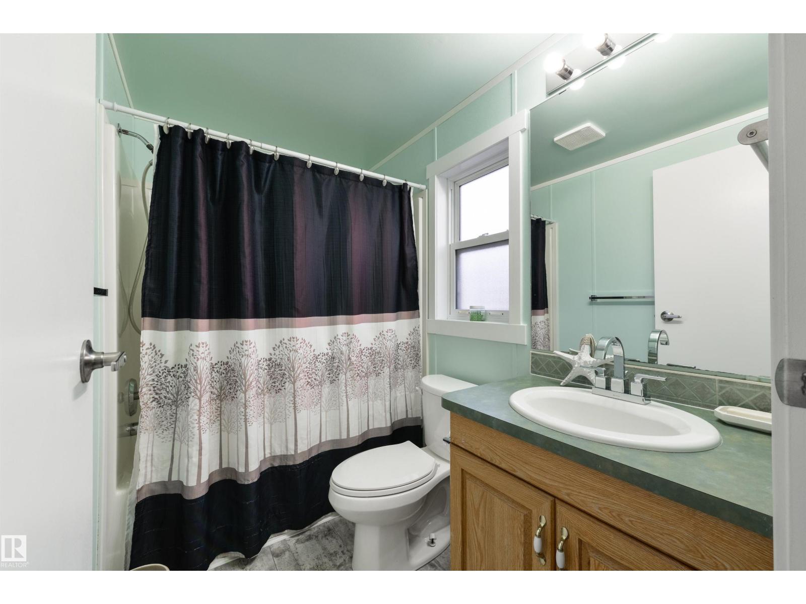 2809 Lakeside Cres NW NW