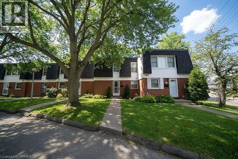 273 ELGIN Street Unit# 52 Brantford ON N3S5B2