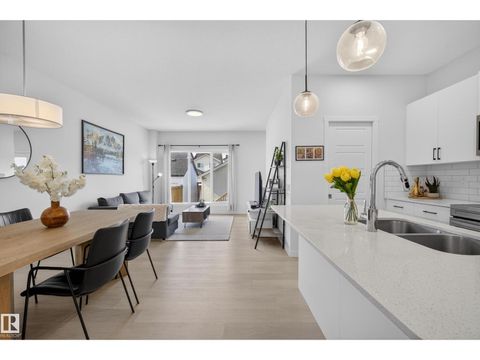 3670 ERLANGER RD NW Edmonton AB T6M1J6
