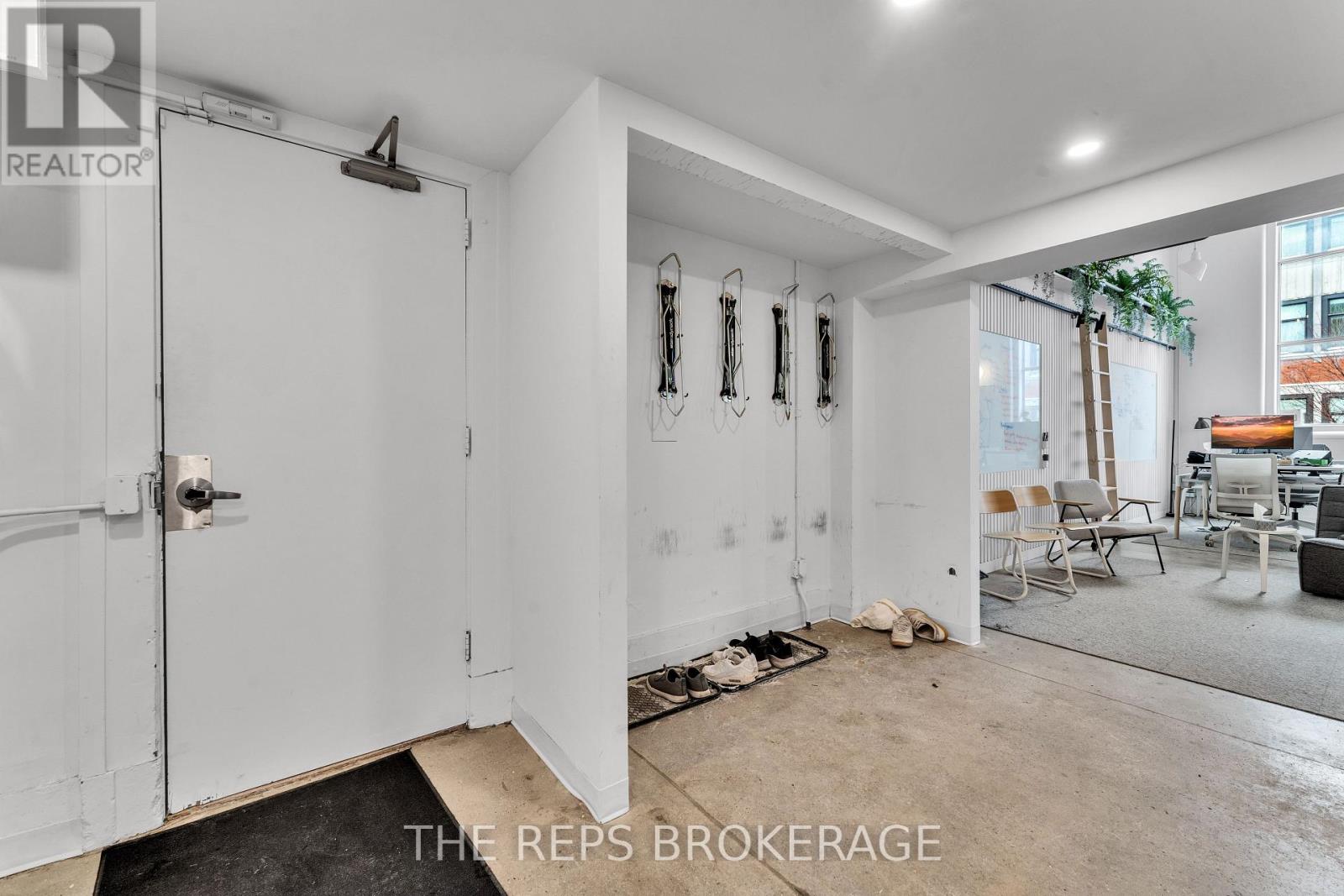 43-45 ECCLES STREET W