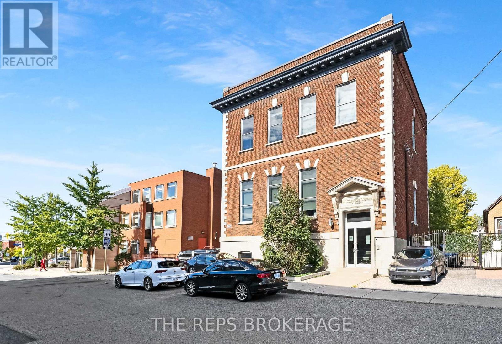 43-45 ECCLES STREET W