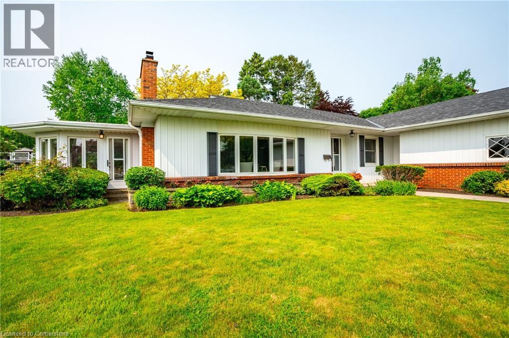 426 NORTH SHORE Boulevard W