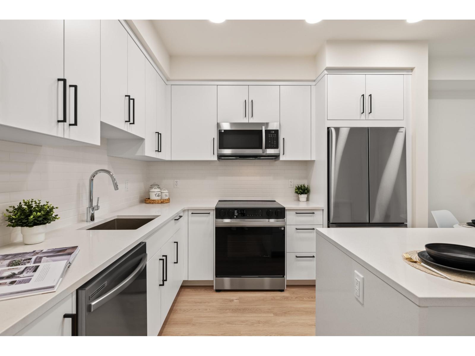 304 33816 SOUTH FRASER WAY