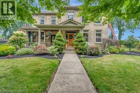 66 BANFIELD Street Paris ON N3L2Z1