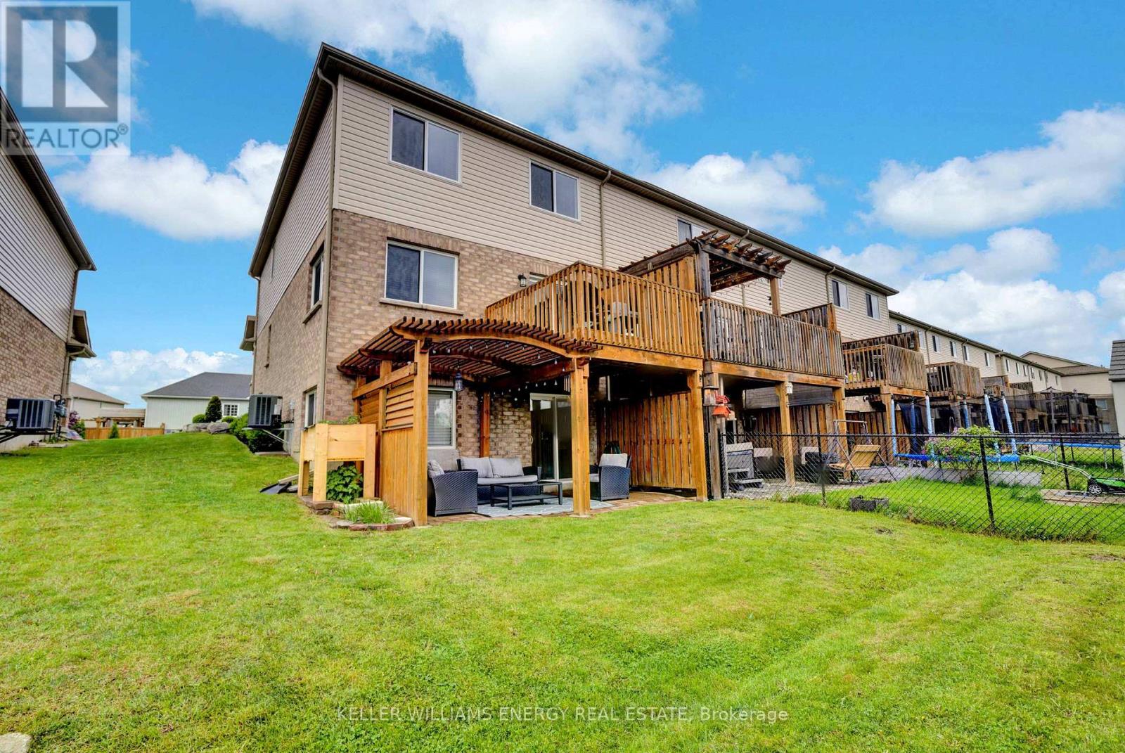 73 MOUNTAIN ASH DRIVE