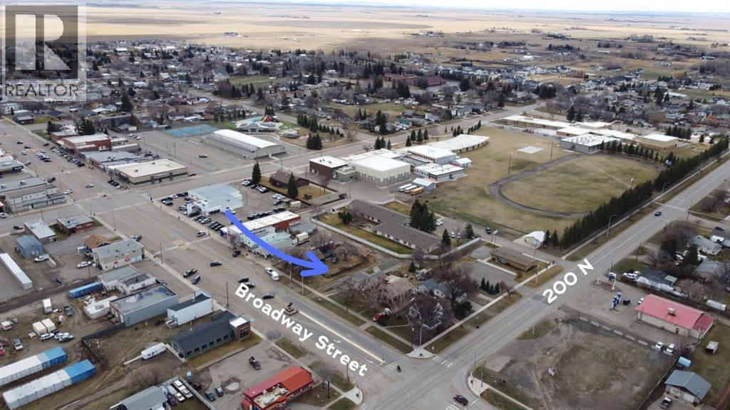 168 Broadway Street N